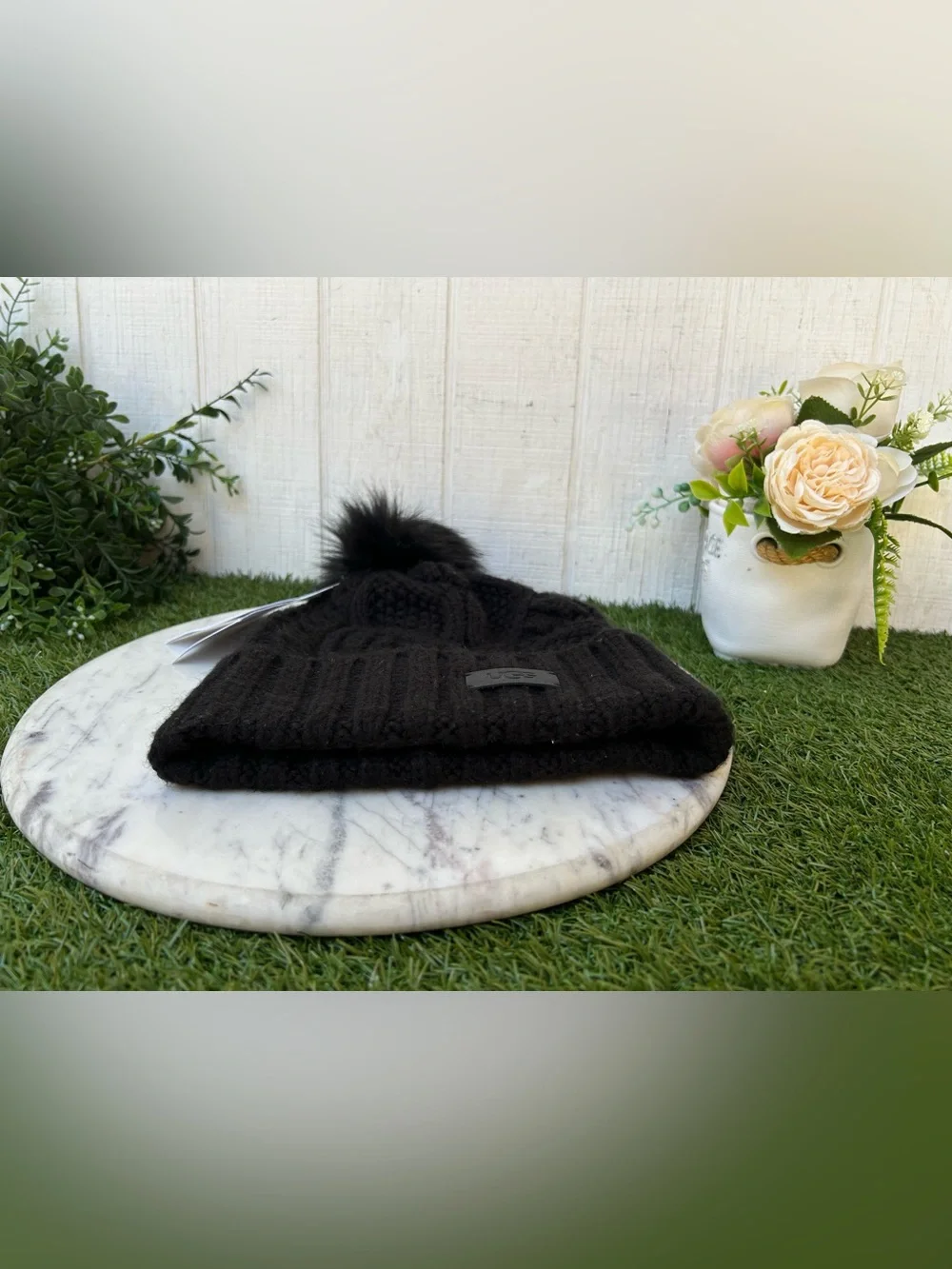 UGG details care